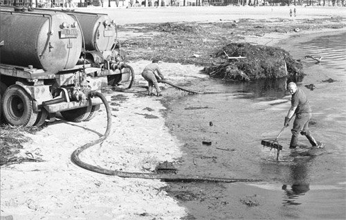 Santa Barbara oil spill cleanup vacuum systems